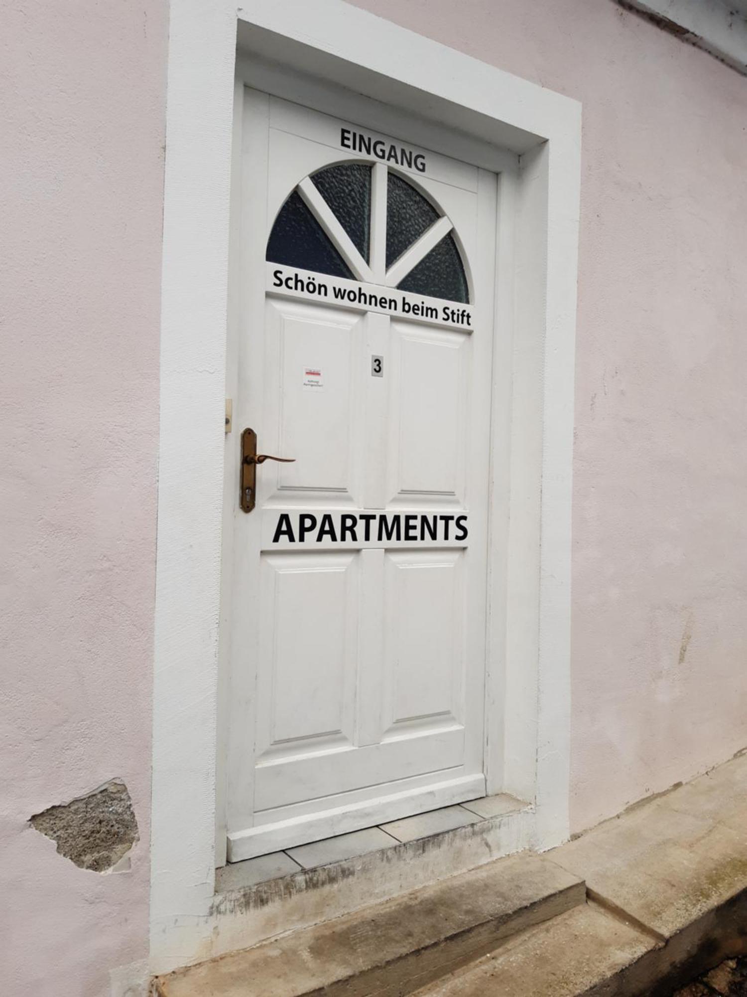 Schoen Wohnen Beim Stift Appartement Melk Buitenkant foto